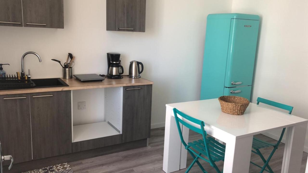 Appartement 4 Personnes Vue Mer A Santec Au Pied De La Plage Du Dossen Kültér fotó